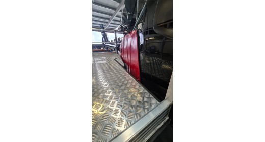 Plateforme d'accès pour maintenance Eurocopter EC130
