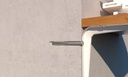 Cheville prémontée à frapper (polyamide 6.6),avec clou annelé. Seau plastique