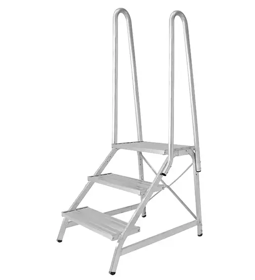 Marchepied avec garde-corps