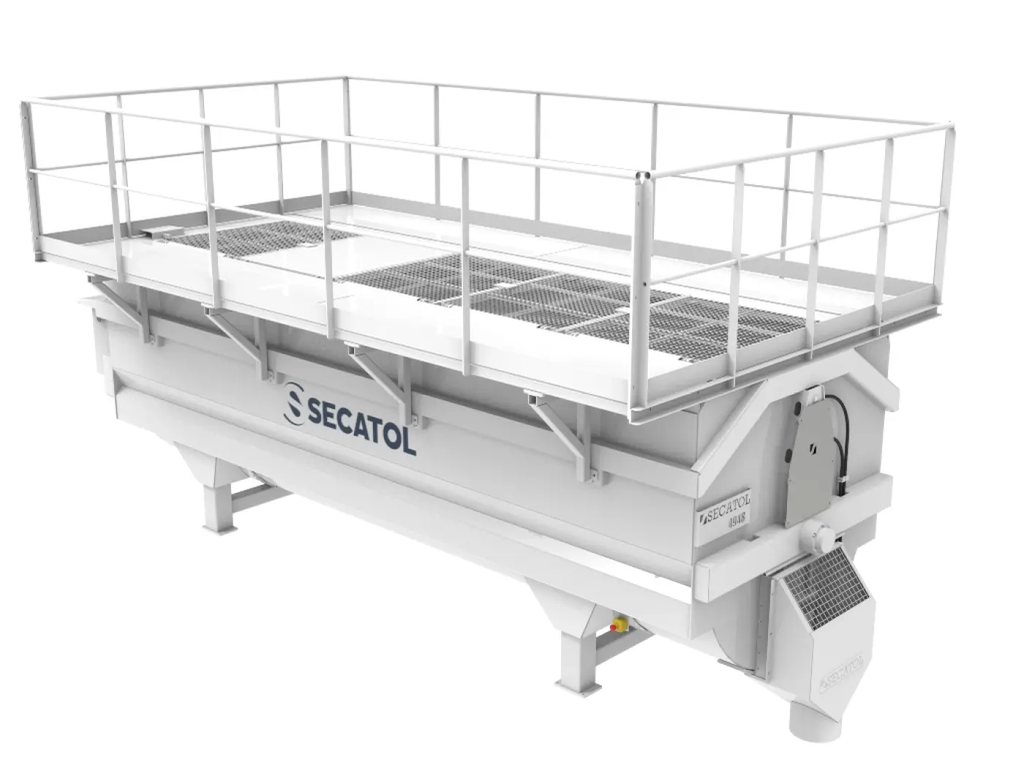 Trémie agitatrice PSEH 16400 L avec goulotte Ø300 + Plateforme