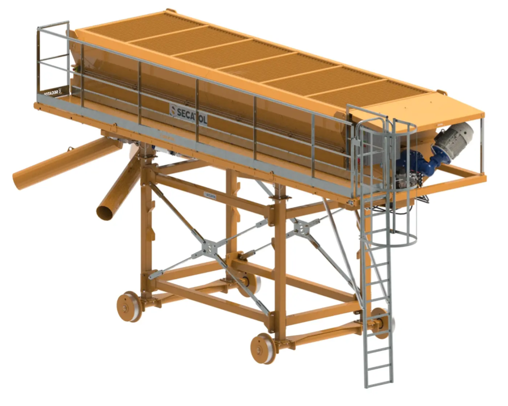 Trémie agitatrice PSE 13000L 4 vannes hydrauliques