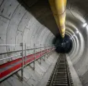 Équerre réglable pour platelage en tunnel