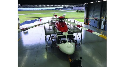 Plateforme d'accès pour hélicoptère AW139