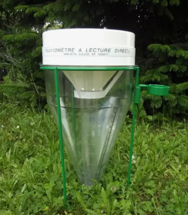 Pluviometre SPIEA Meteo France à lecture directe