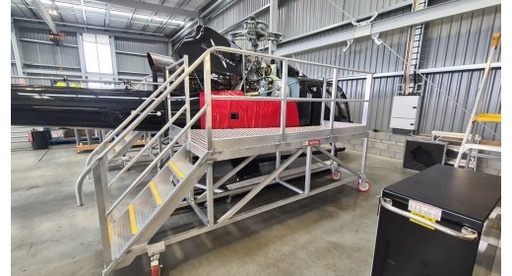 Plateforme d'accès pour maintenance Eurocopter EC130